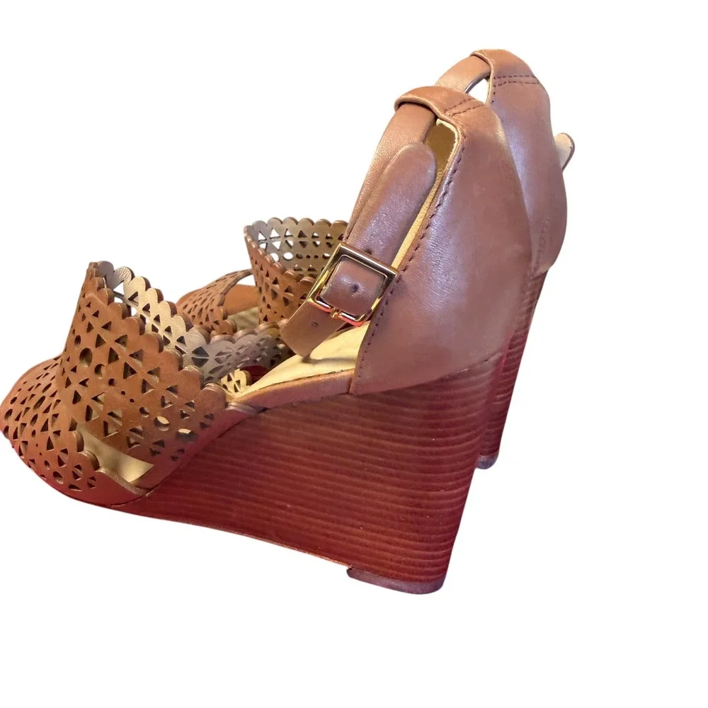Tory Burch Tan Leather Laser Cut Scalloped Wedge Sandals Ankle Strap Womens 6.5